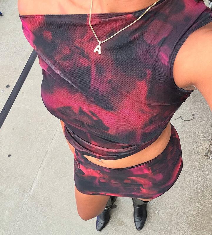 Review Thumbnail Image 0 355904348