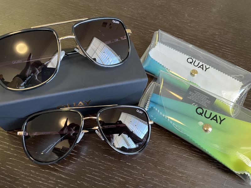 ALL IN MINI Small Pilot Sunglasses with Gradient Lenses – QUAY display picture 3