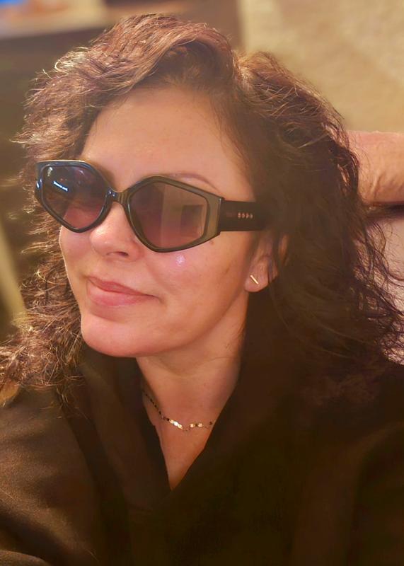 Review Thumbnail Image 0 1173272473