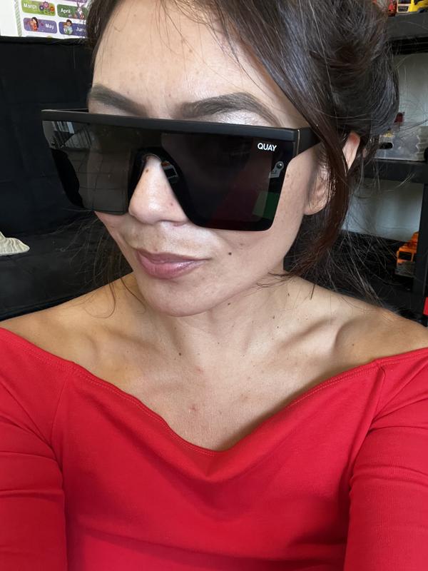 Quay best sale sunglasses hindsight