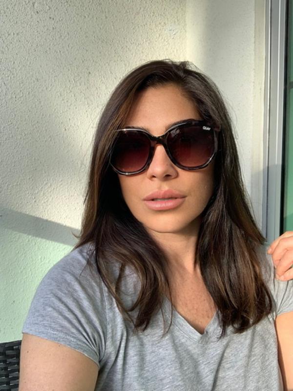 NEW! Peach Rare Quay Coffee Run polarized Sunnies! Women's accessories