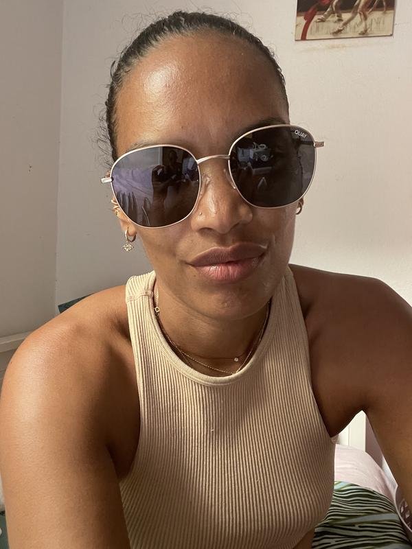 Quay jezabell twist store sunglasses