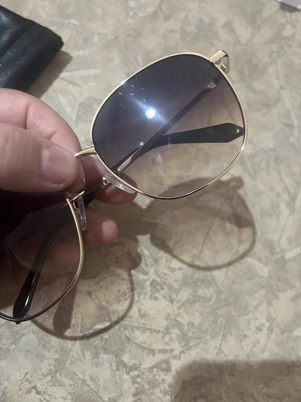 送料関税込★国内発送★ 大人気 Quay Jezabell JEZABELL Metal Frame Round Sunglasses for Women – QUAY