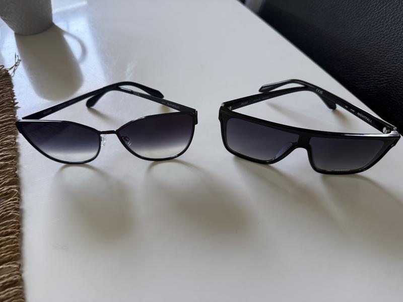NIGHTFALL EXTRA LARGE Shield Sunglasses – QUAY display picture 3