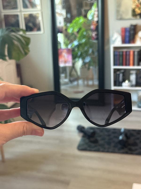 Review Thumbnail Image 0 1161199739