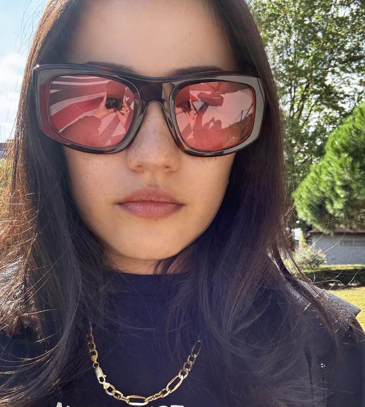 UNIFORM Oversized Square Sunglasses – QUAY display picture 2