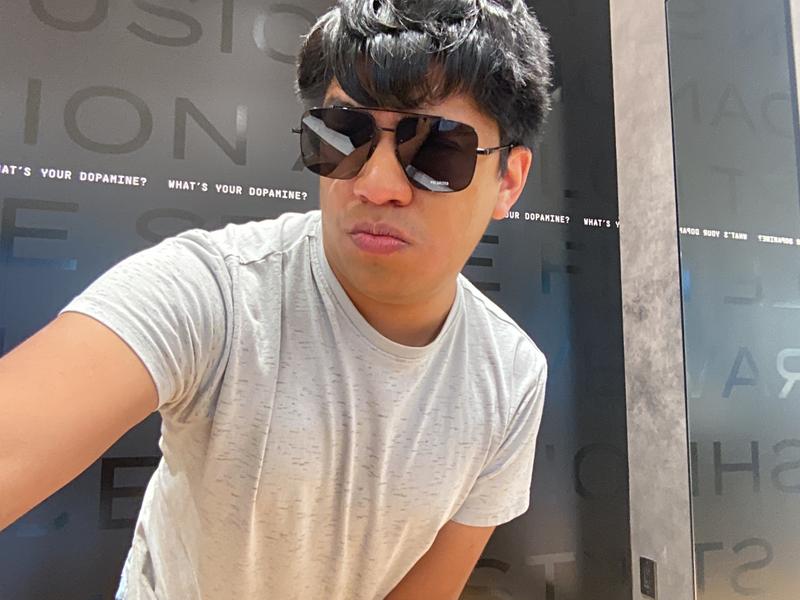 quay australia level out gold polarized oversized navigator aviator sunglasses Amazon.com: Quay Australia HIGH KEY Men main image 3