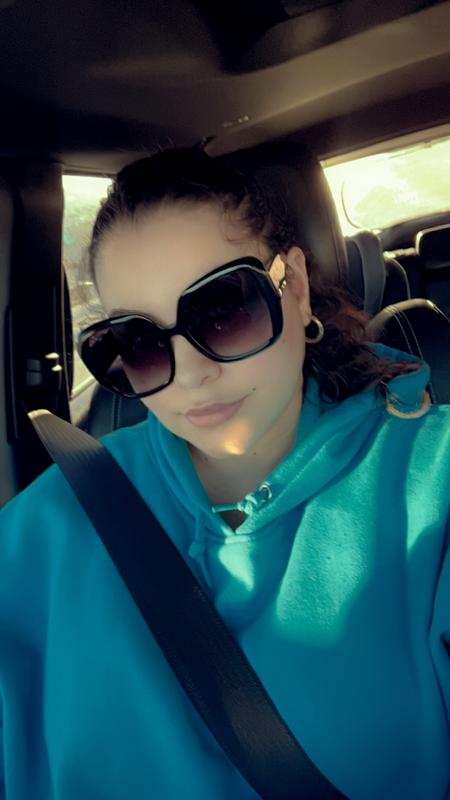 FULL GLAM Dramatic Oversized Square Sunglasses for Women – QUAY display picture 3