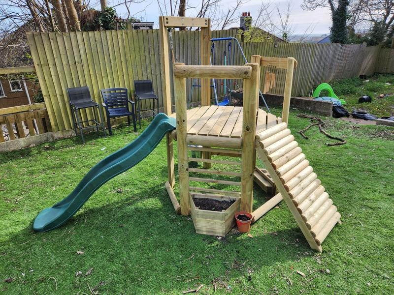Plum Discovery Woodland Treehouse Robert Dyas