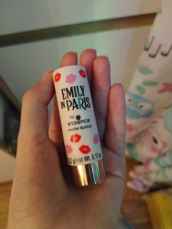 essence Emily in Paris matte lipstick 01 Merci, Chérie! online kaufen