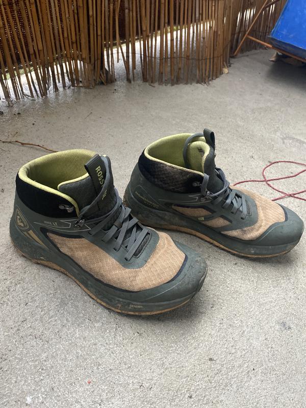 Ross hiking shoes shop