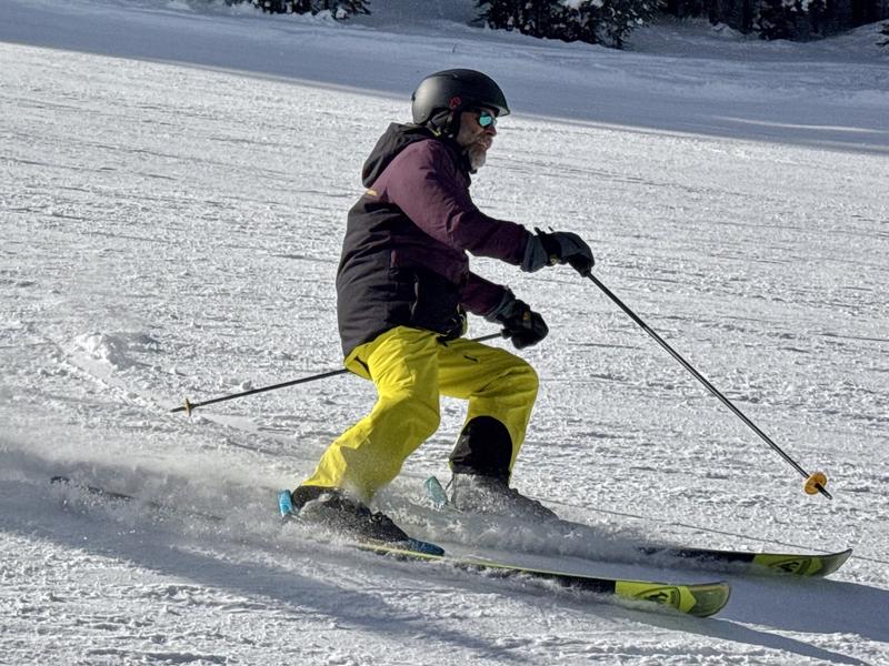 ROSSIGNOL ジャケット 灰 & パンツ 白　④ Men's Relaxed Ski Pants | Grey | Rossignol