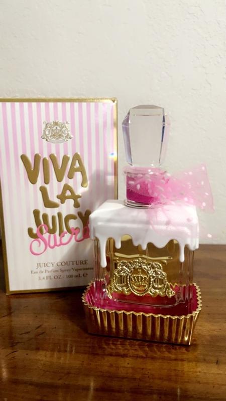 Boots UK - This Week's Star Gift Juicy Couture Viva la Juicy Eau de Parfum  Gift Set