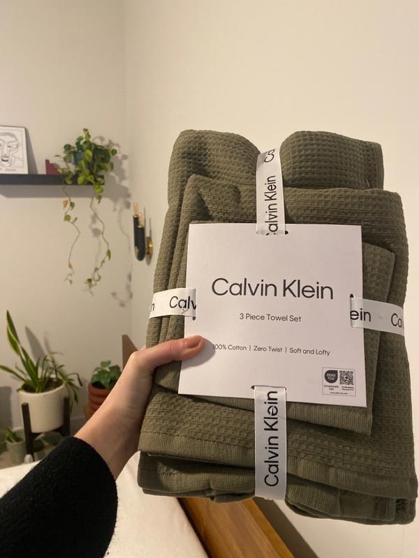 Review Thumbnail Image 0 275532069