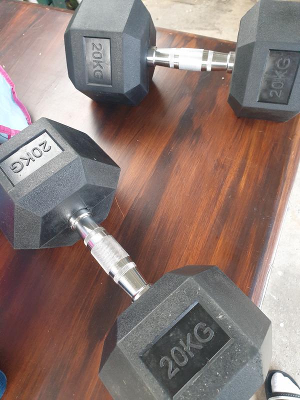 Celsius 20kg Rubber Hex Dumbbell 1 Piece Rebel Sport