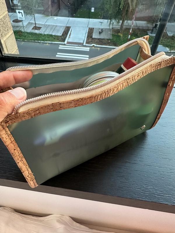 Review Thumbnail Image 0 369880123