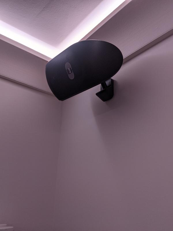 Bowers and wilkins store m1 wall mount