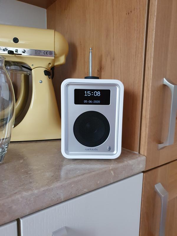 ruarkaudio R1 MK3 アクティブスピーカー radio ruarkaudio R1 MK3 アクティブスピーカー radio Ruark Audio R1