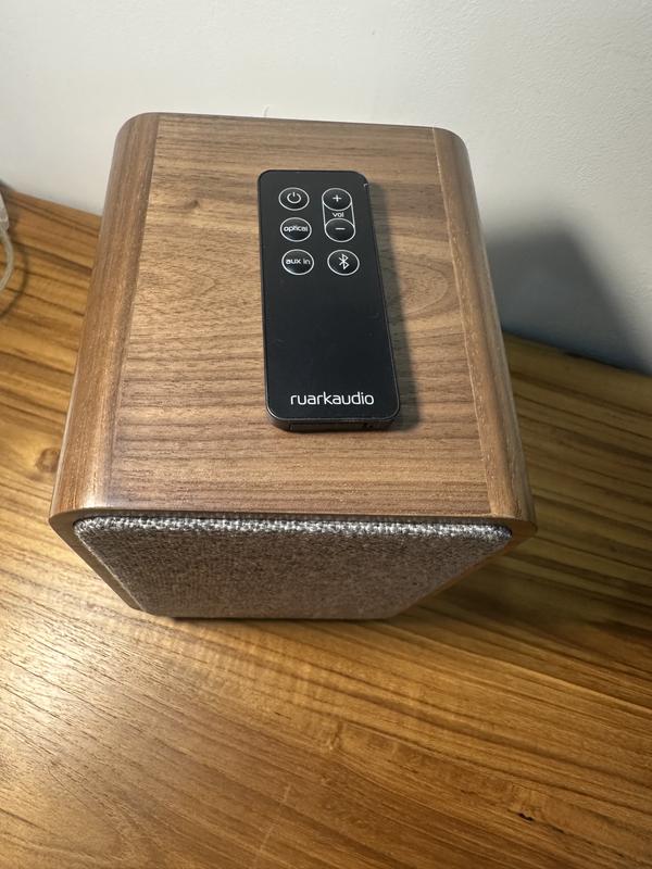 Ruark MR1 Bluetooth Speaker System Ruark MR1 Bluetooth Speaker System