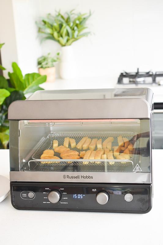 Russell Hobbs 220 volts Toaster Oven Air Fryer Convection Oven Bake Grill  Stainless Steel Stainless Steel 220v 240 volt 1500 Watts 26095