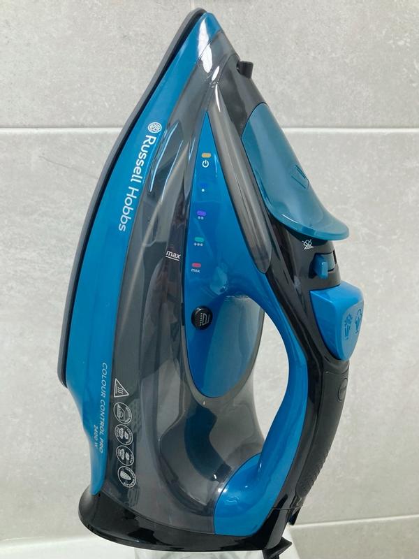 Russell Hobbs Colour Control Pro Steam Iron 27280