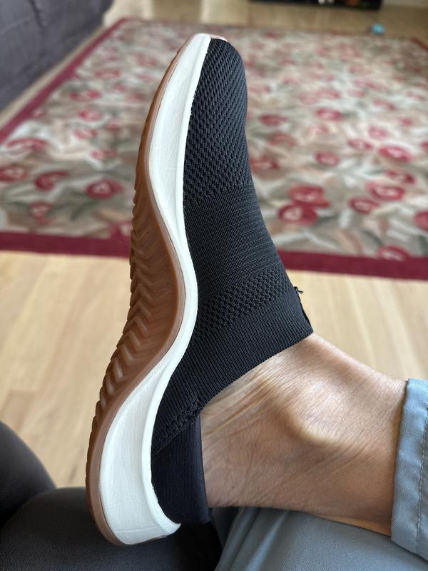 Review Thumbnail Image 0 370368937