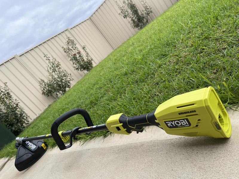 Ryobi 18v deals brushless line trimmer