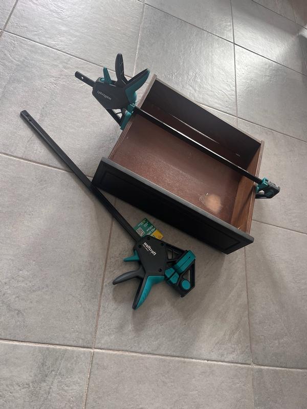 Ouvrir la fenêtre modale de l'avis 1 sur 3