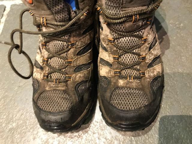 Merrell Men S Moab 2 Mid Gore Tex Hiking Boots Merrell