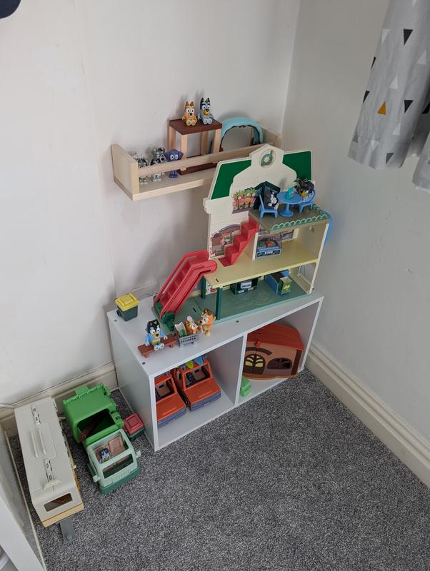 Play corner