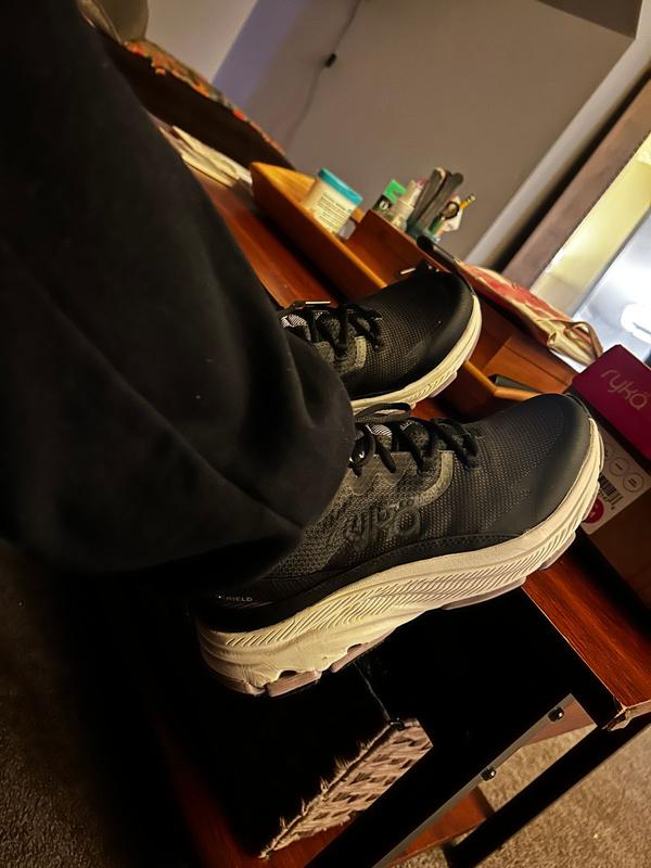 Review Thumbnail Image 0 372203223