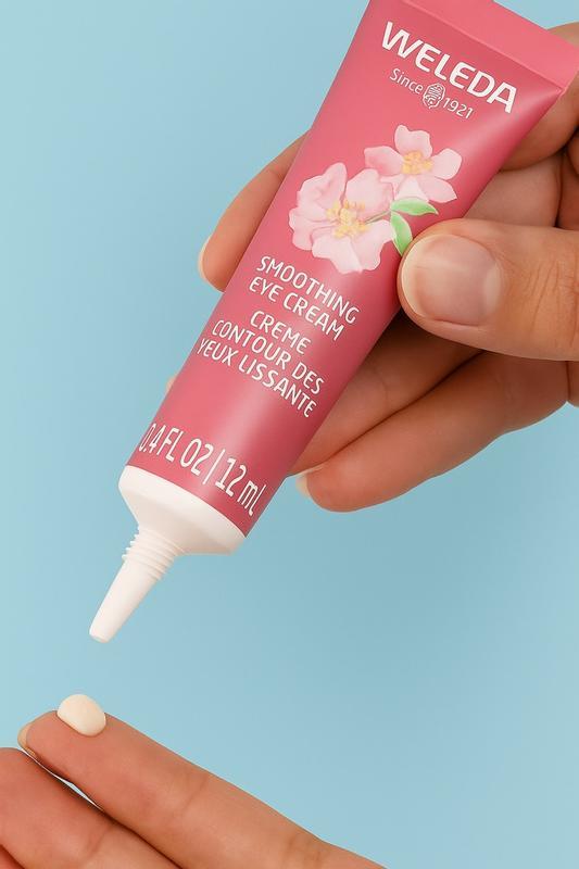 Smoothing Eye Cream with Wild Rose & White Tea - Weleda