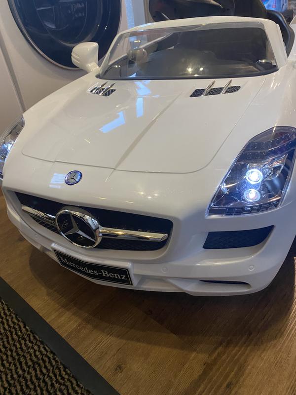 Mercedes benz sls amg 6v ride on car white clearance