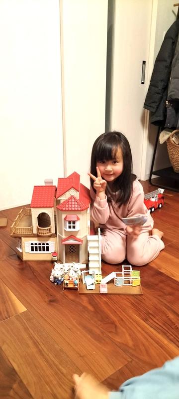 シルバニアファミリー 赤い屋根の大きなお家 -屋根裏はひみつの