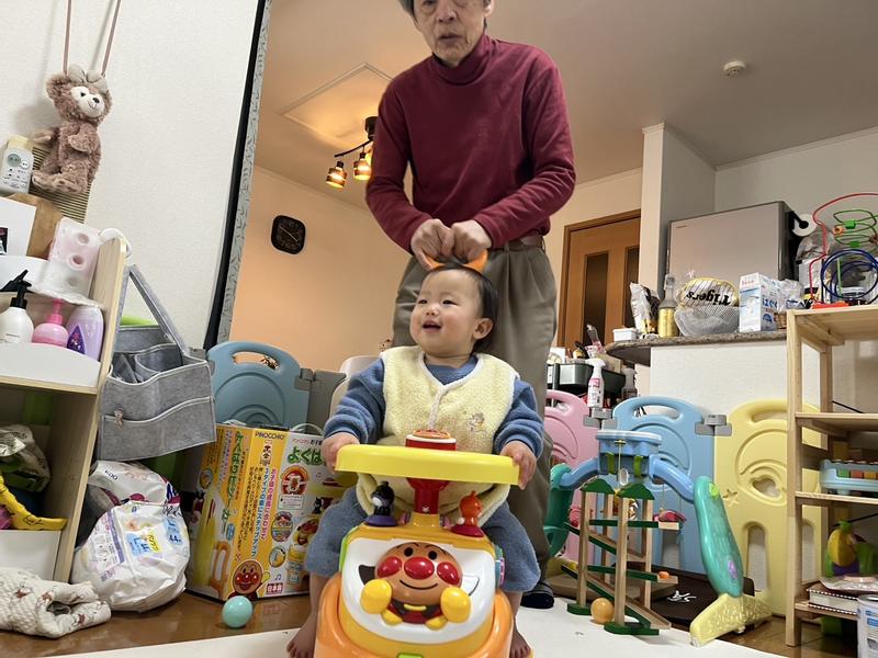アンパンマン よくばりビジーカー 足けリ乗用玩具 押し棒＋