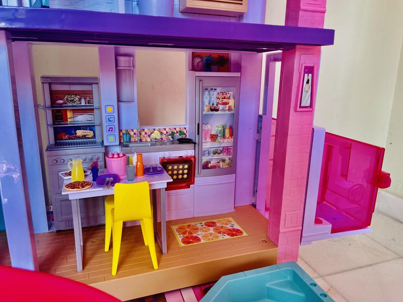 Barbie house toys r 2024 us