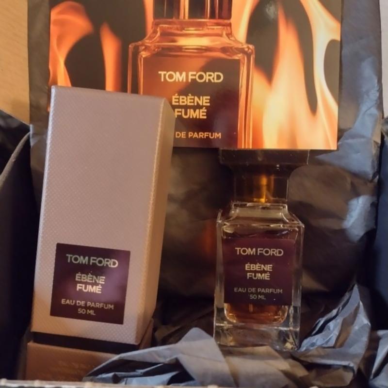 TOM FORD ÉBÈNE FUMÉ Eau de Parfum 50ml 51CjPUui+DL._UF1000,1000_QL80_.jpg