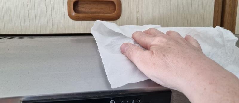 Tork Reinigungstücher 190592, W14, feucht, für Hände, im Eimer, 58 Tücher – Böttcher AG
