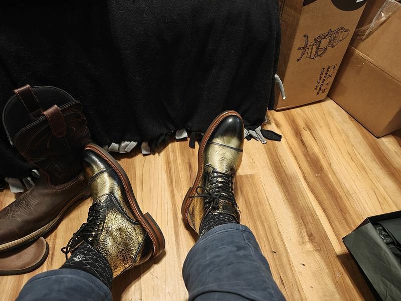 Review Thumbnail Image 0 375105363