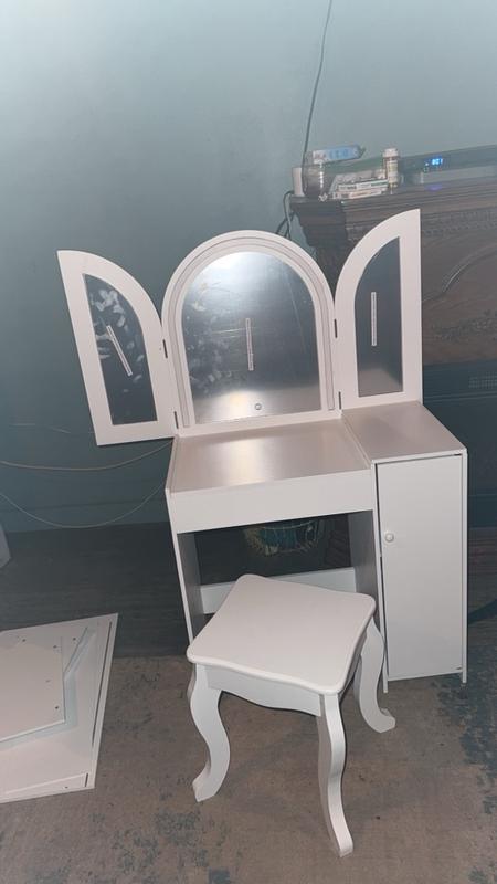 Review Thumbnail Image 0 358178479