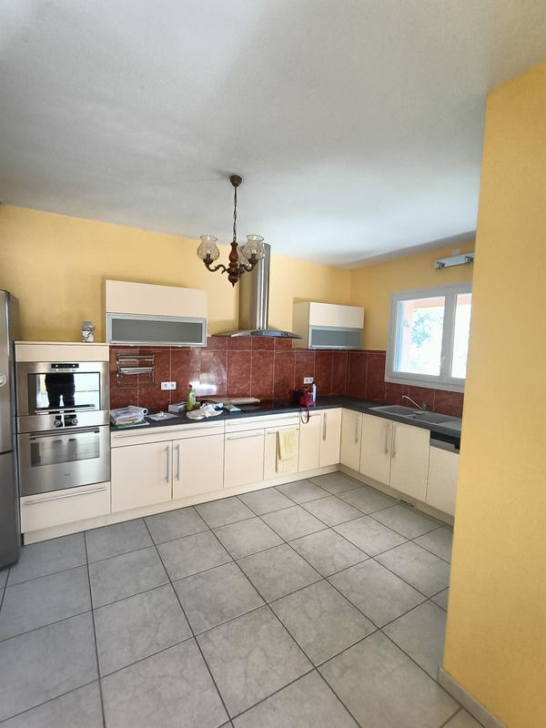 Ouvrir la fenêtre modale de l'avis 1 sur 2