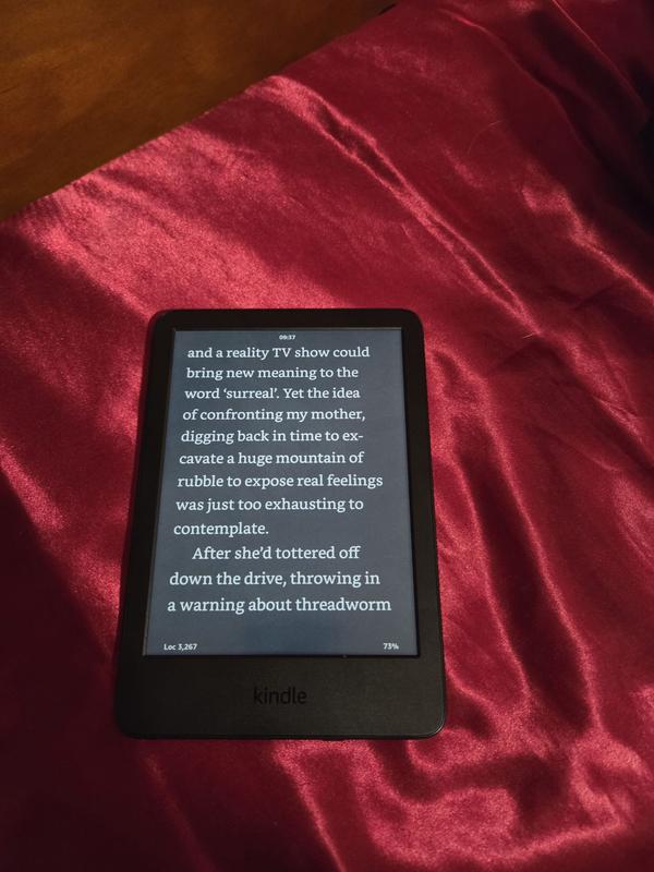 Amazon Kindle 11th Gen 2024 Black Black | The Warehouse