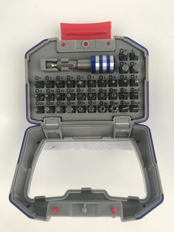 Ouvrir la fenêtre modale de l'avis 1 sur 2