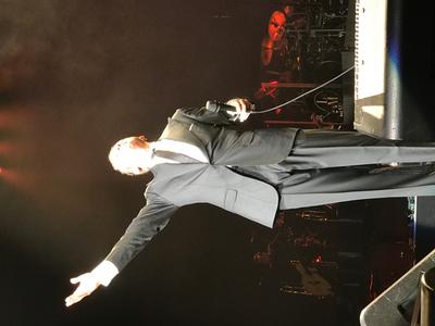 Concert Review: Luis Miguel solid in Gainbridge Fieldhouse performance