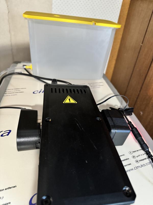 Hooked up and first eggs are in