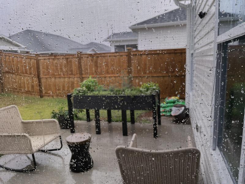 Raised bed with 4 extra legs