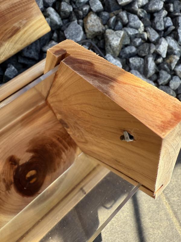 Hanging line snapped.