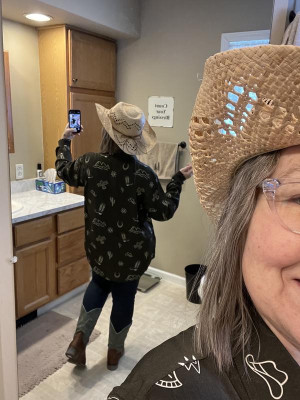 5 ft, 148 lbs = size L