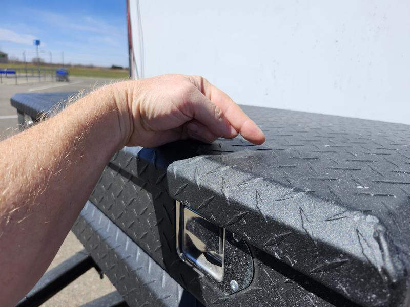 Buldge from latch area