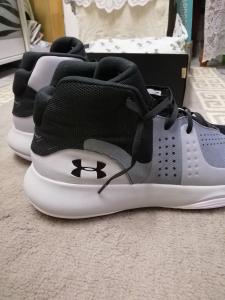 under armour anomaly review